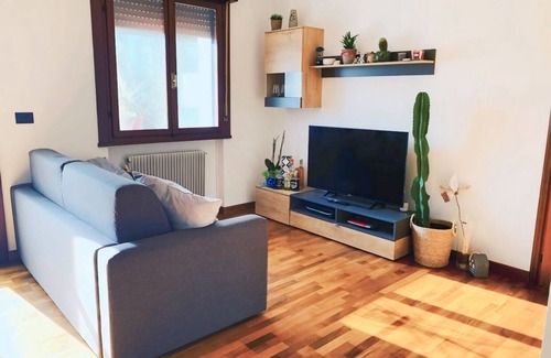 Pedeguarda di Follina Apartment | Apartment 'La Maison Venitienne' with Private Garden, Wi-Fi and Air Conditioning