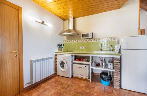 Bellestar Apartment | Apartment 'La Viña' with Mountain Views, Wi-Fi and Air Conditioning