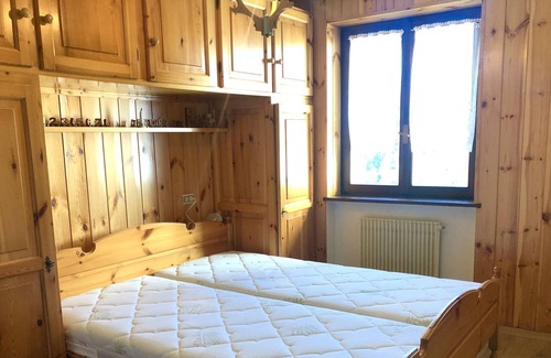 Dosso Veronza Apartment | Apartment 'Lagorai 2 Villaggio Veronza' with Mountain View, Shared Garden and Wi-Fi