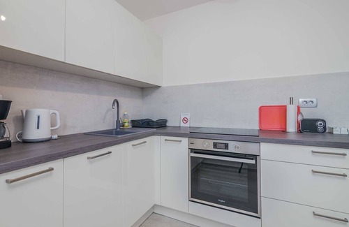 Soline Apartment | Apartment Lana near the sea