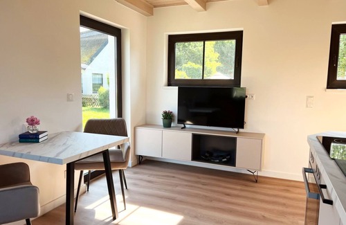 Ralswiek Apartment | Apartment Laran - Small cozy apartment near the water -