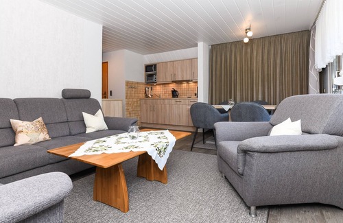 Dunum Apartment | Apartment large - Ferienhaus Zur Schmiede