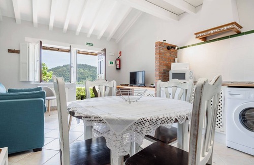Alfoz de Lloredo House | Apartment 'Las Candelas - Las Sopeñas' with Sea View, Private Terrace and Wi-Fi