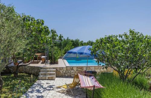 Kapelica Apartment | Apartment Laura by Interhome