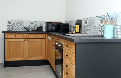 Senlis Apartment | Apartment le Albert 1er SENLIS 2 bedrooms with outside, 2 steps from the center