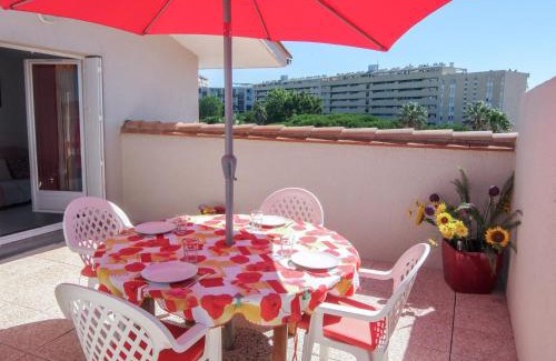 Saint-Cyprien Plage Apartment | Apartment Le Clos de St Cyprien by Interhome