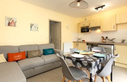 La Madeleine-Bellevue Apartment | Apartment Le Tréherais by Interhome