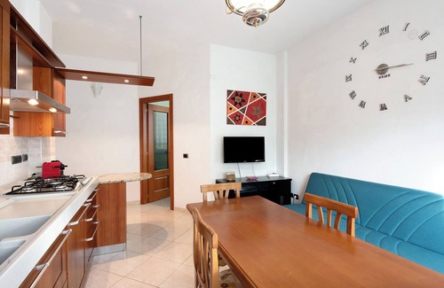 Albissola Marina Apartment | Apartment 'Le Vele' with Sea View, Shared Garden and Balcony