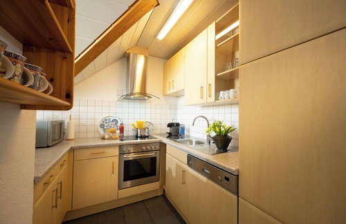 Schienen Apartment | Apartment “Lea” Near Lake Constance with Wi-Fi, Balcony, Terrace & Garden