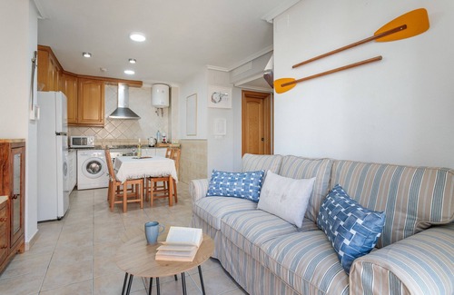 Santa Pola Apartment | Apartment "Legado Marino" with Balcony & Wi-Fi