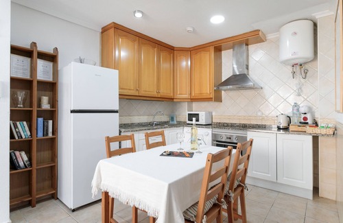 Santa Pola Apartment | Apartment "Legado Marino" with Balcony & Wi-Fi