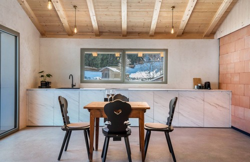 Santa Maddalena Apartment | Apartment 'Lena Dolomites Luxury Suite' with Mountain View, Private Terrace and Sauna