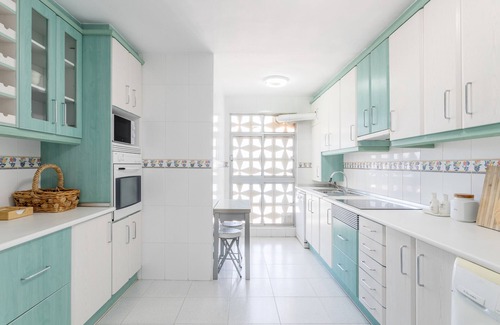 Playa de San Juan Apartment | Apartment 'Leo Playa De San Juan' with Sea View, Wi-Fi and Air Conditioning
