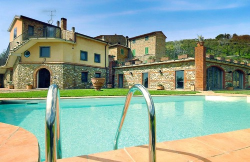 Fornello Apartment | Apartment Leonardo-2 by Interhome