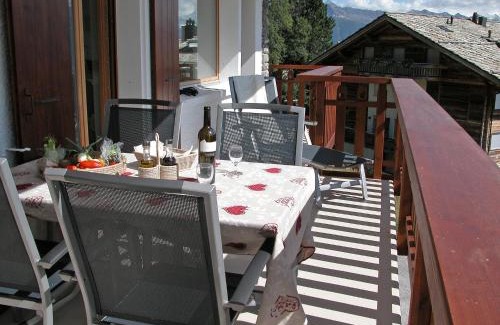 Randogne Apartment | Apartment Les Aiguilles Vertes Rez inférieur by Interhome