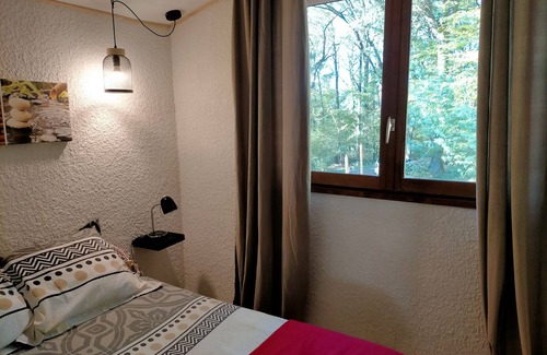 Aire-sur-l'Adour Apartment | Apartment "Les Marcheurs Blancs" with Shared Garden & Wi-Fi