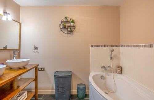 La Madeleine-Bellevue Apartment | Apartment Les grands jardins by Interhome