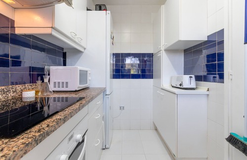 Platja d'Aro Apartment | Apartment 'Les Magnolies' with Sea Views, Wi-Fi and Air Conditioning