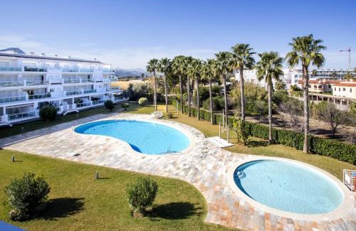 Almadrava Beach Apartment | Apartment Les Portelles by Interhome