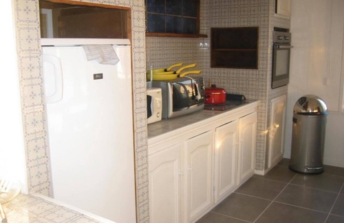 Ledringhem Apartment | Apartment 'Les Racines De La Vie Rurale' with Wi-Fi and Air Conditioning