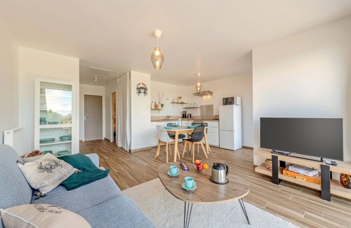 L'Aber Vrac'h Apartment | Apartment 'Les Terrasses De La Palud' with Sea View and Private Terrace