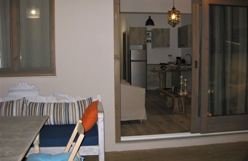 Lefkogeia Apartment | Apartment Levante, Carefree stay on a private farm, 1 km away from the beach