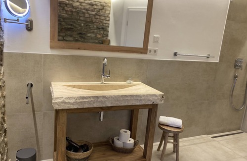 Hoehr-Grenzhausen Apartment | Apartment Lilie with 35 sqm - in the Château d'Esprit