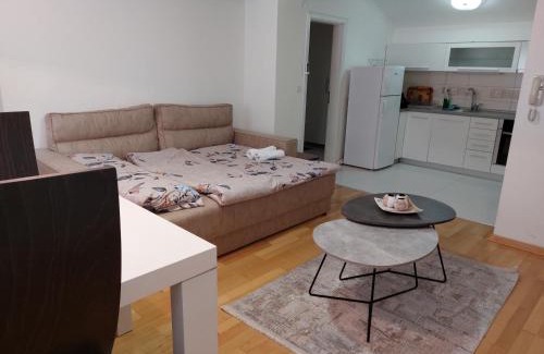 Veles Apartment | APARTMENT LILY 2 Ohrid city centar with parking