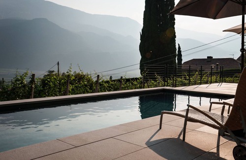 Terlano Apartment | Apartment 'Linslhof Quarz' with Mountain View, Shared Terrace and Wi-Fi