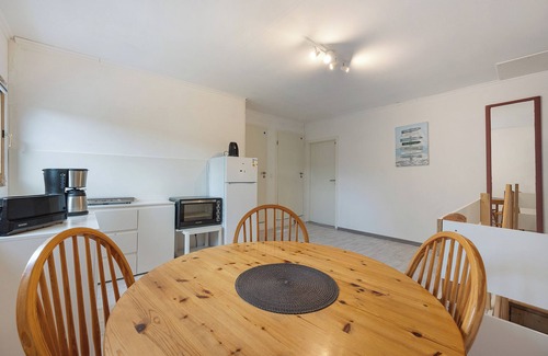 Dollbergen Apartment | Apartment 'Livingroom K73 Burgdorf' with Shared Terrace and Wi-Fi