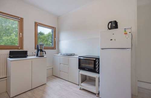 Dollbergen Apartment | Apartment 'Livingroom K73 Burgdorf' with Shared Terrace and Wi-Fi