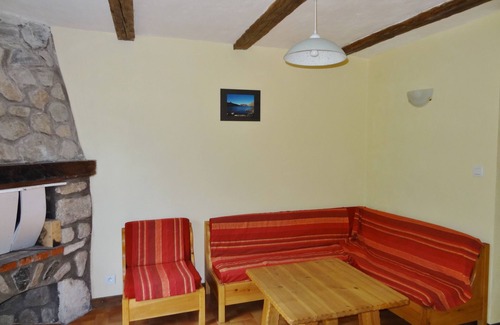 Molines-en-Queyras Apartment | Apartment "Lobbio" at the chalet "La sousto"