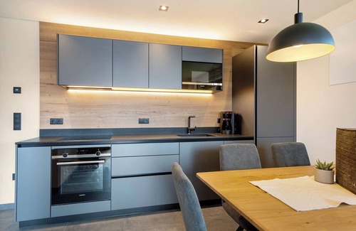 Ultimo Apartment | Apartment 'Loach' with Mountain View, Shared Garden and Wi-Fi