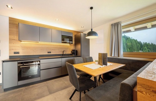 Ultimo Apartment | Apartment 'Loach' with Mountain View, Shared Garden and Wi-Fi