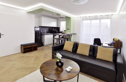 Magny-le-Hongre Apartment | Apartment located 5min from Disneyland and Vallée village