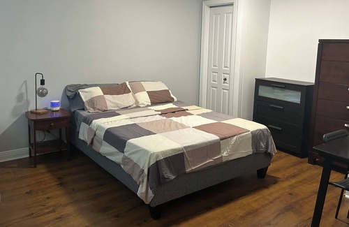 Nouveau-Rosemont Apartment | Apartment located in one of the most central areas of the city of Montreal..