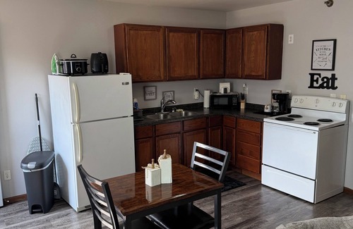 Cedar Rapids - Iowa City Apartment | Apartment located in downtown Cedar Rapids above a family owned tattoo shop