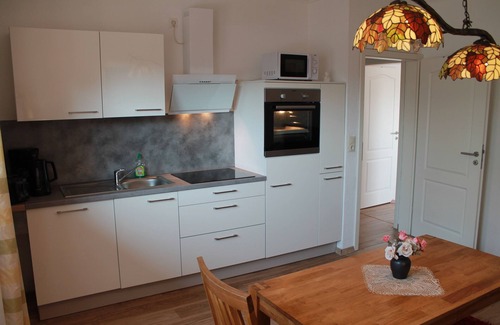 Leer Apartment | Apartment-LOGA in Leer (East Frisia), 2.5 km to city center -max 3 people