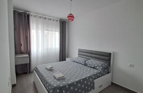 Shengjin Apartment | Apartment Lola Shengjin