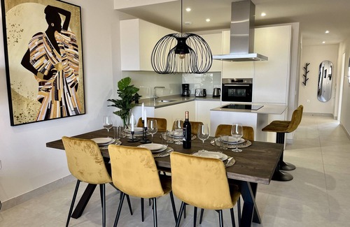 La Cala de Mijas Apartment | Apartment Lotus 486 with Shared Pool, Terrace & Wi-Fi