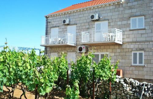 Vela Glavica Apartment | Apartment Lumbarda 12839a