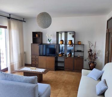 Zvonece Apartment | Apartment Luno
