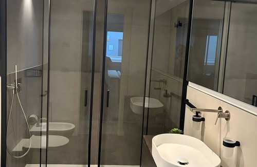 Municipio 1 House | Apartment 'Luxury Room' with Sea View, Wi-Fi and Air Conditioning