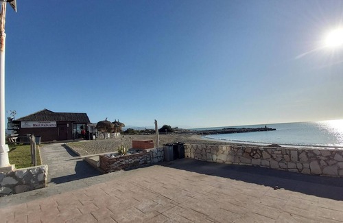 Guadalmar Apartment | Apartment Málaga-Churriana, 3 bedrooms, 6 persons