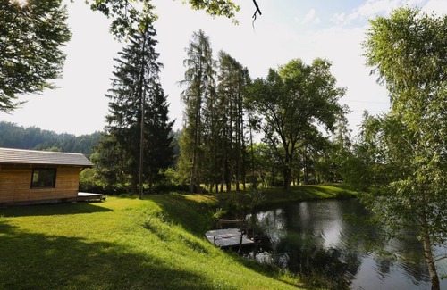 Unterlibitsch Apartment | Apartment mit 3 Schlafzimmern und Balkon - Haus am Feistritzer See