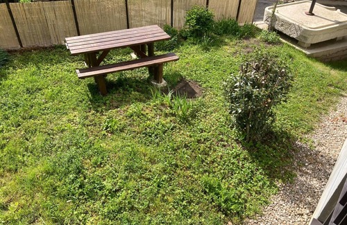 Boyeux-Saint-Jerome Cottage | Apartment 'Maison Dans Un Village Viticole' with Private Garden, Balcony and Wi-Fi