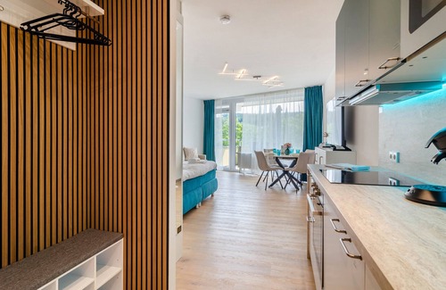 Uhldingen-Muehlhofen Apartment | Apartment 'Mainaublick – Luxury, Pool and Sauna' with Balcony and Wi-Fi