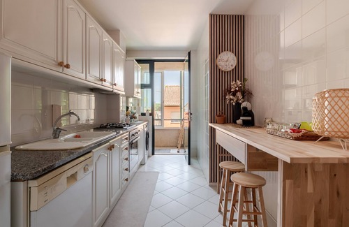 Apulia Apartment | Apartment 'Mar' with Shared Pool, Shared Garden and Wi-Fi