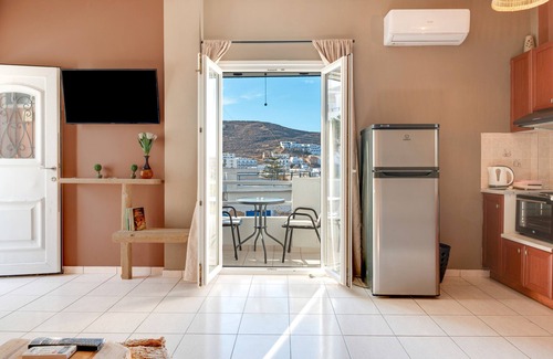 Merichas Apartment | Apartment 'Marbil Irida' with Balcony and Air Conditioning