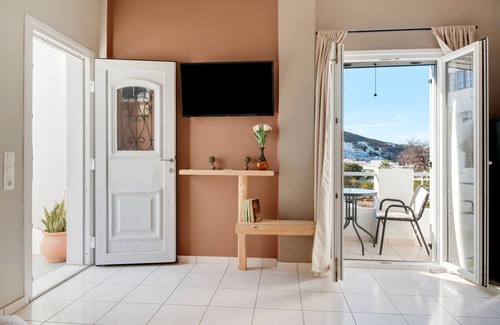 Merichas Apartment | Apartment 'Marbil Irida' with Balcony and Air Conditioning